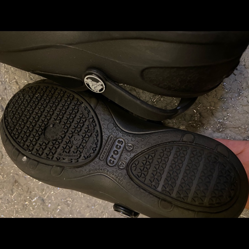 Crocs - Picture 3 of 3